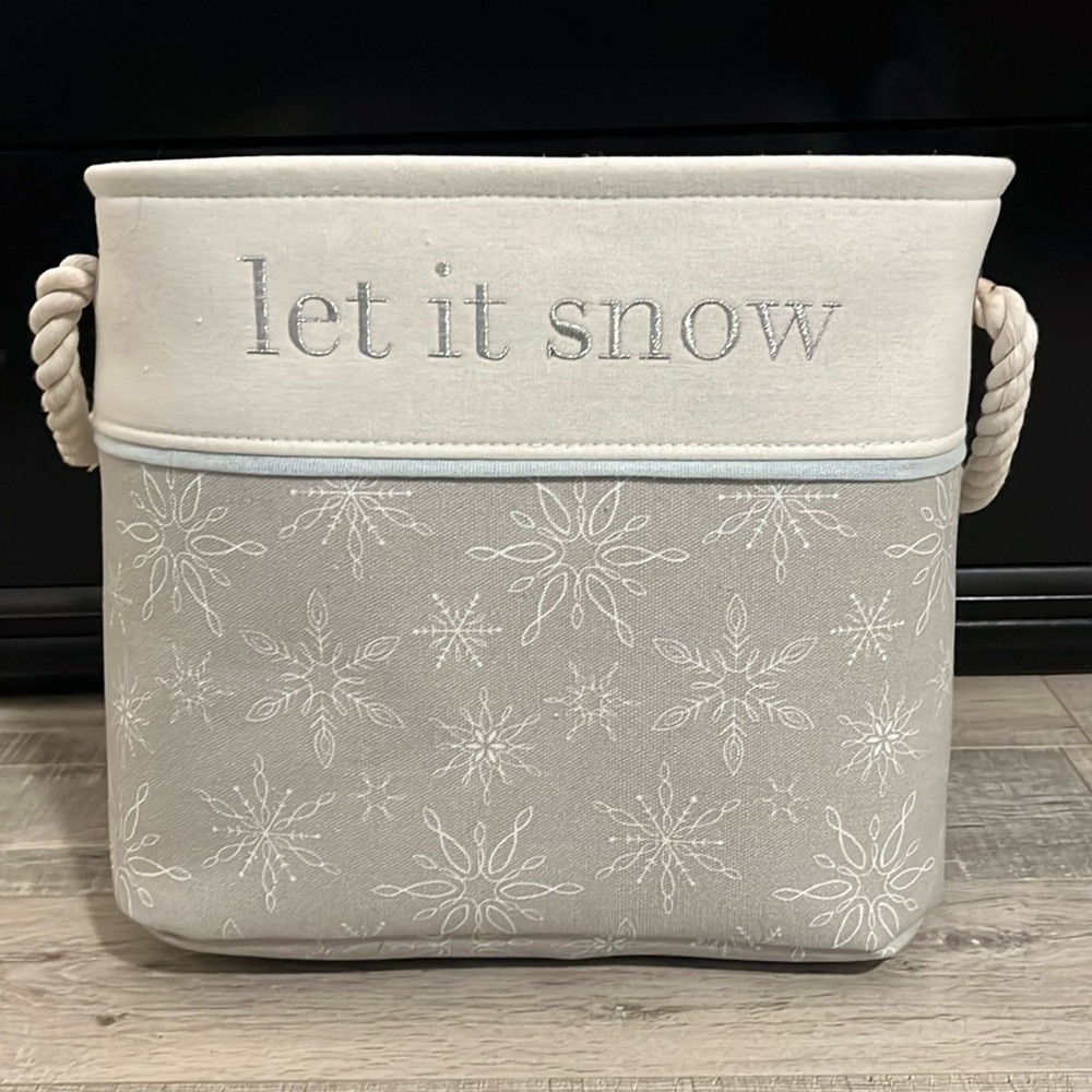 “Let It Snow” Canvas Basket
